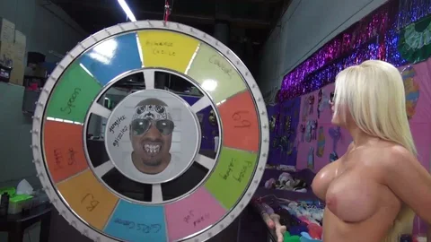 Facial cumshot hits her right in the face